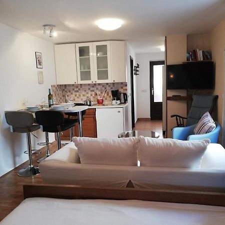 Studio apartman Meli Apartment Porec Bagian luar foto